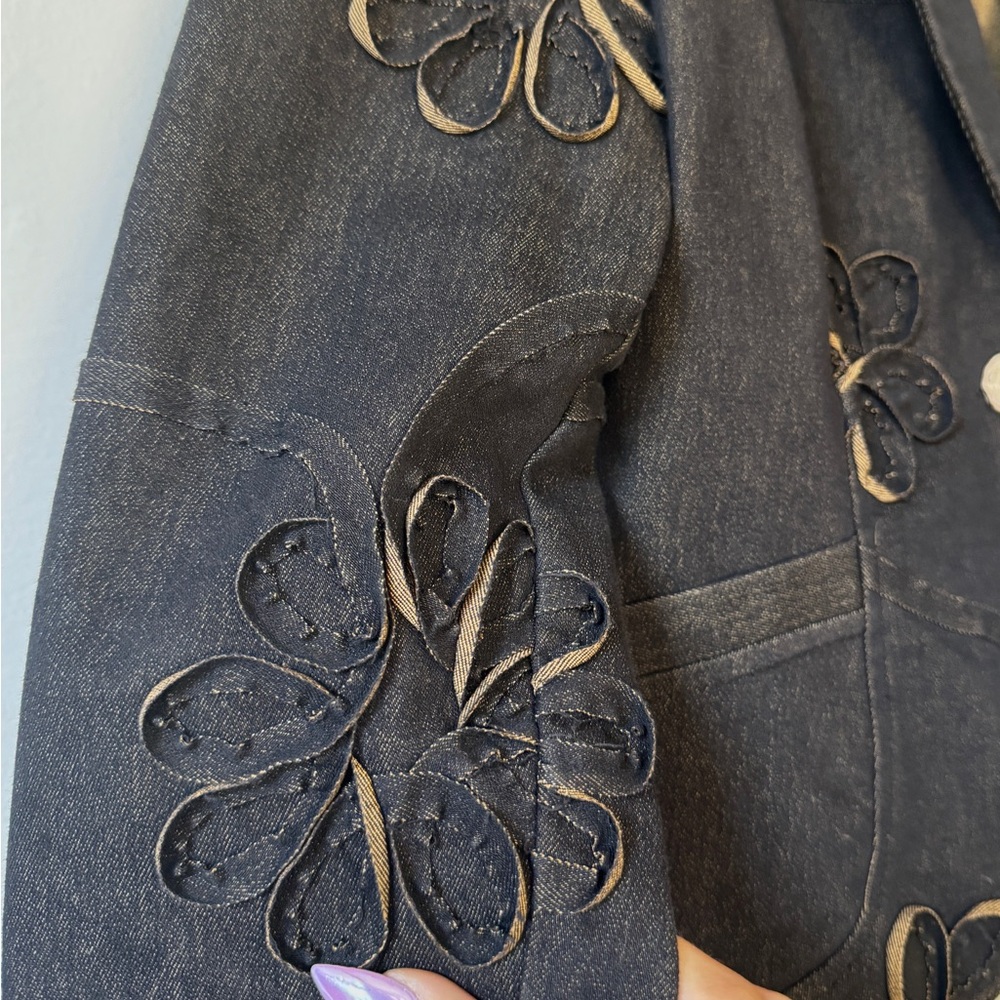 Vintage Embroidered Floral Blazer - Picture 4 of 6